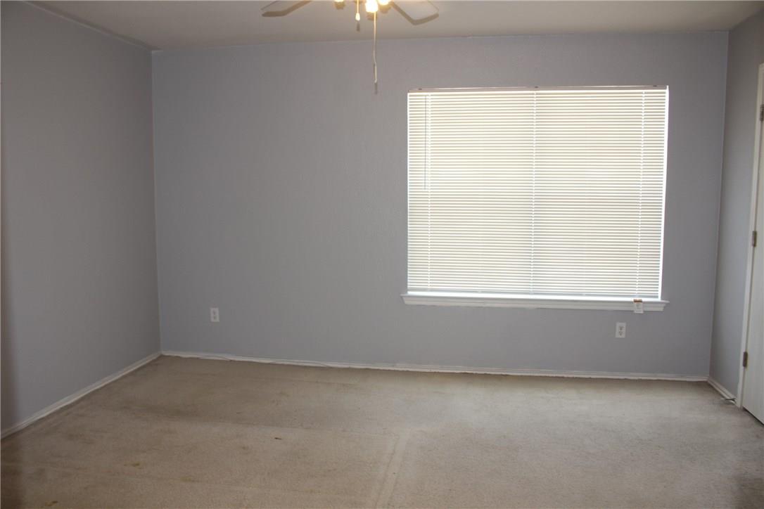 107 Outfitter Dr, Bastrop, TX 78602