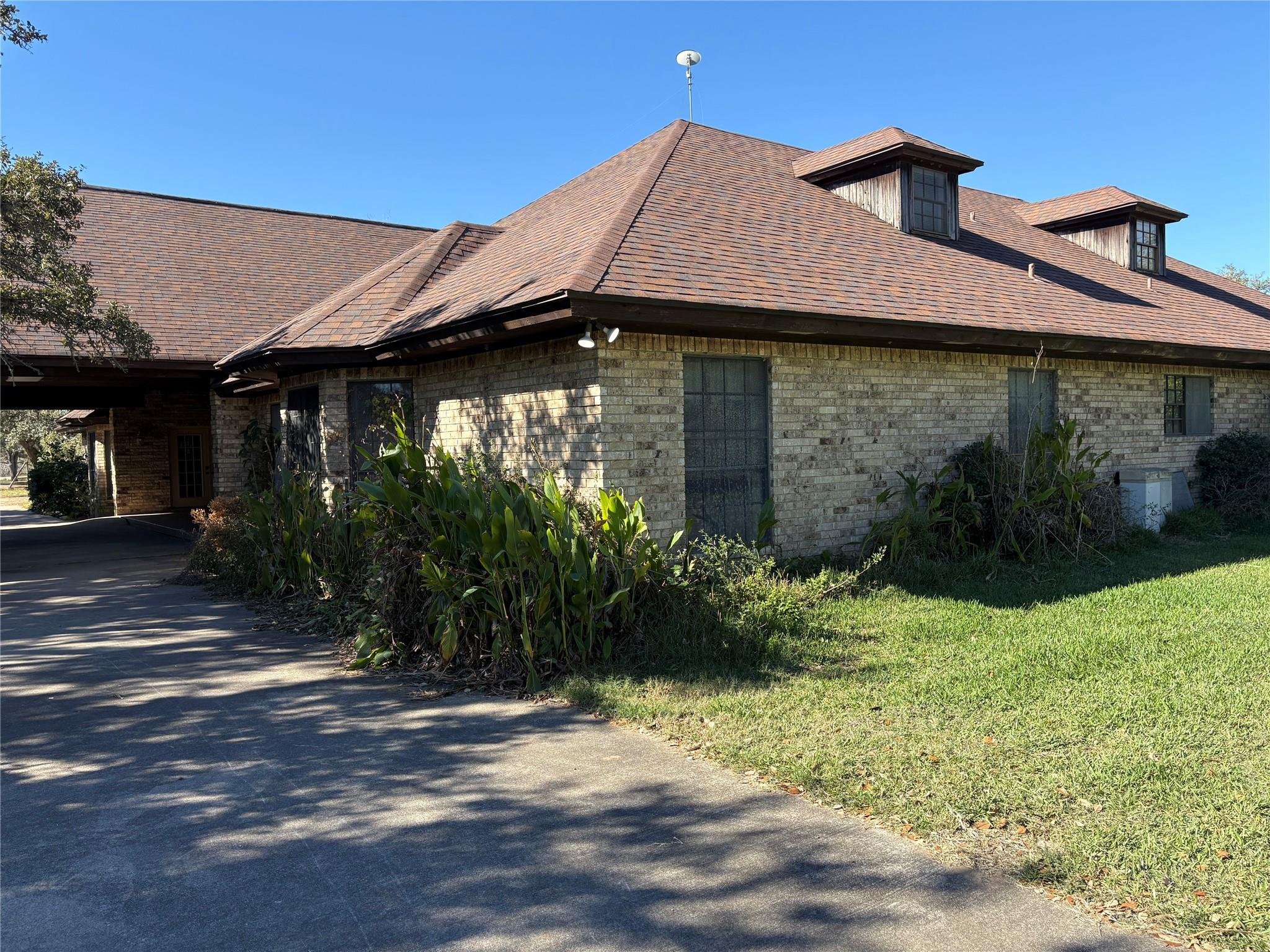 784 Highway 183 Highway, Refugio, TX 78377