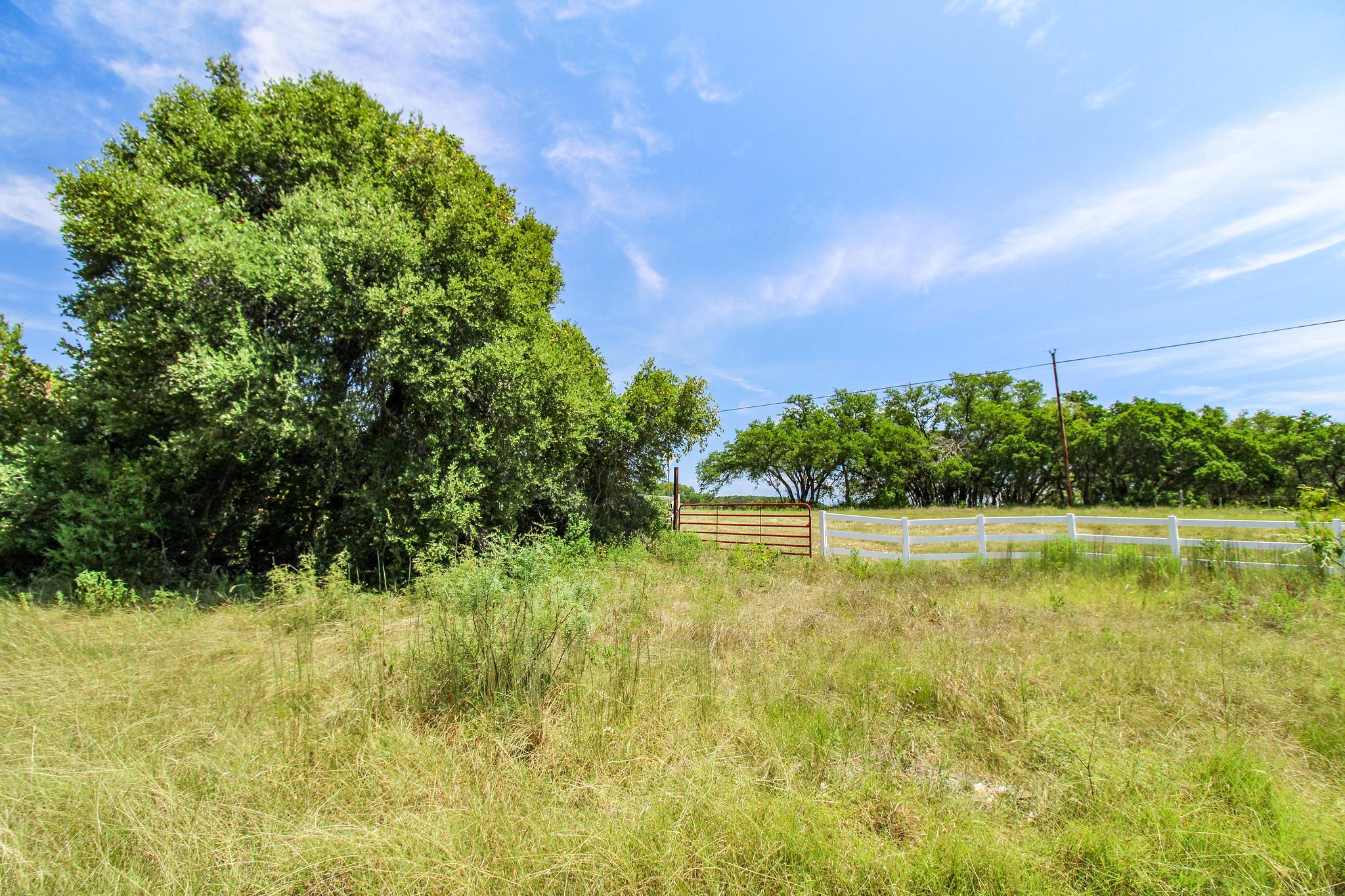 11670 FM 1174, Bertram, TX 78605