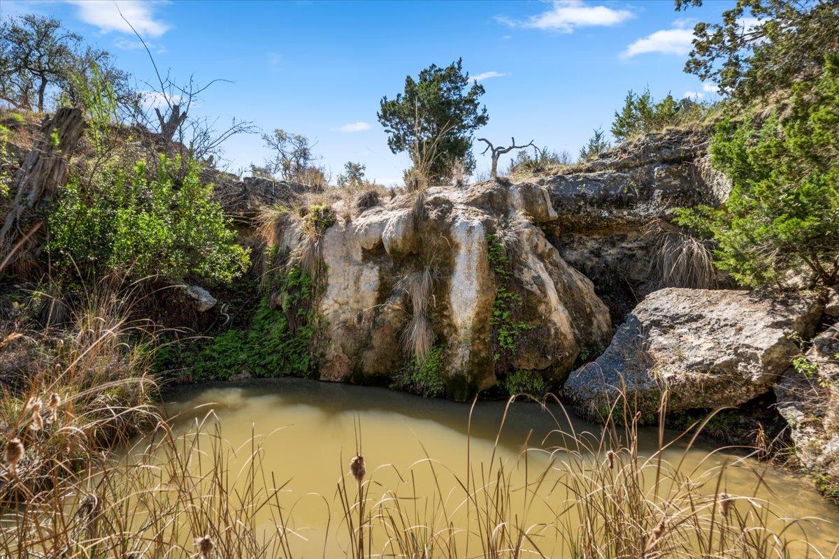 9825 Grand Summit Blvd, Dripping Springs, TX 78620