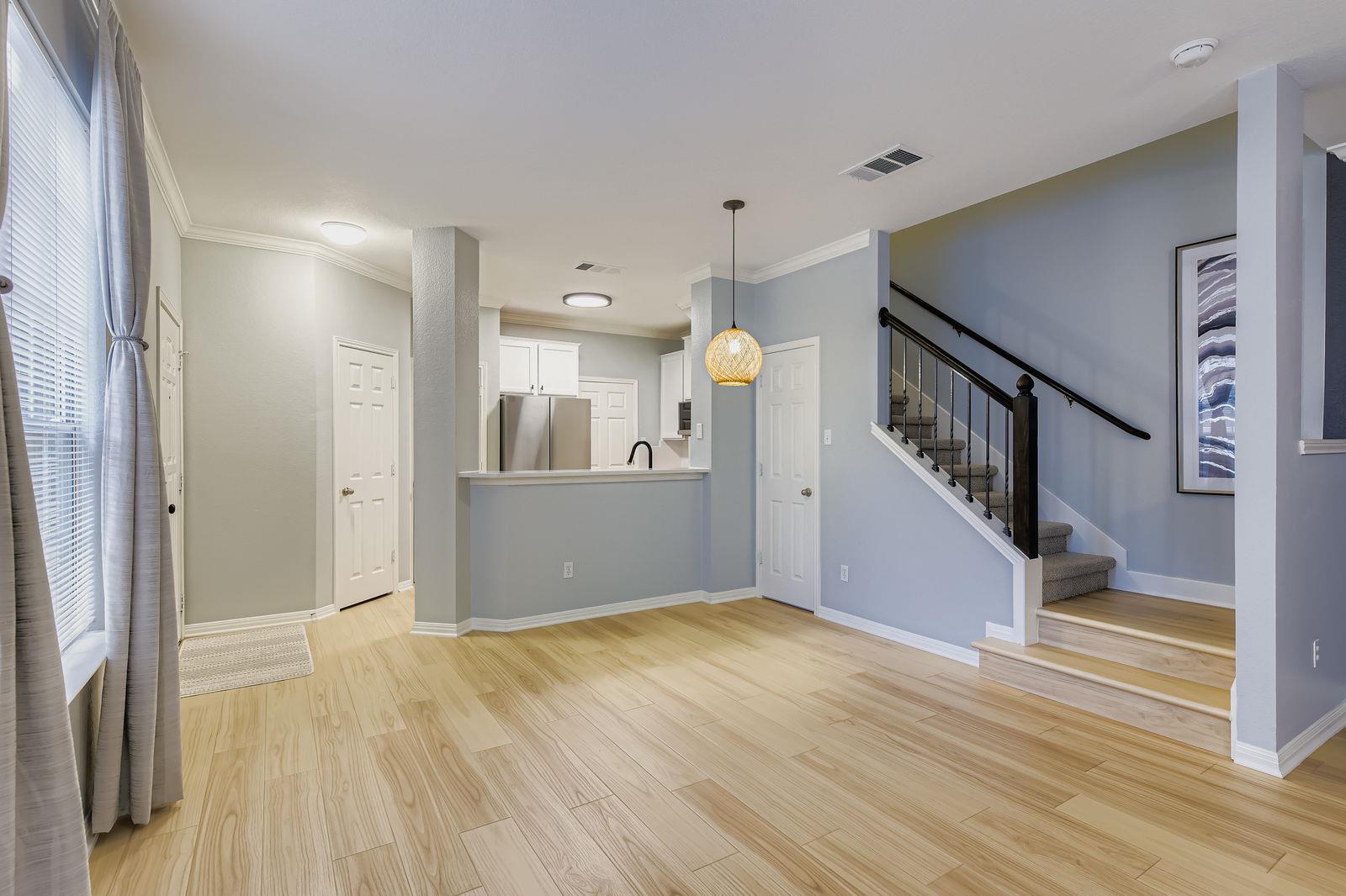 8518 Cahill Dr # 20, Austin, TX 78729