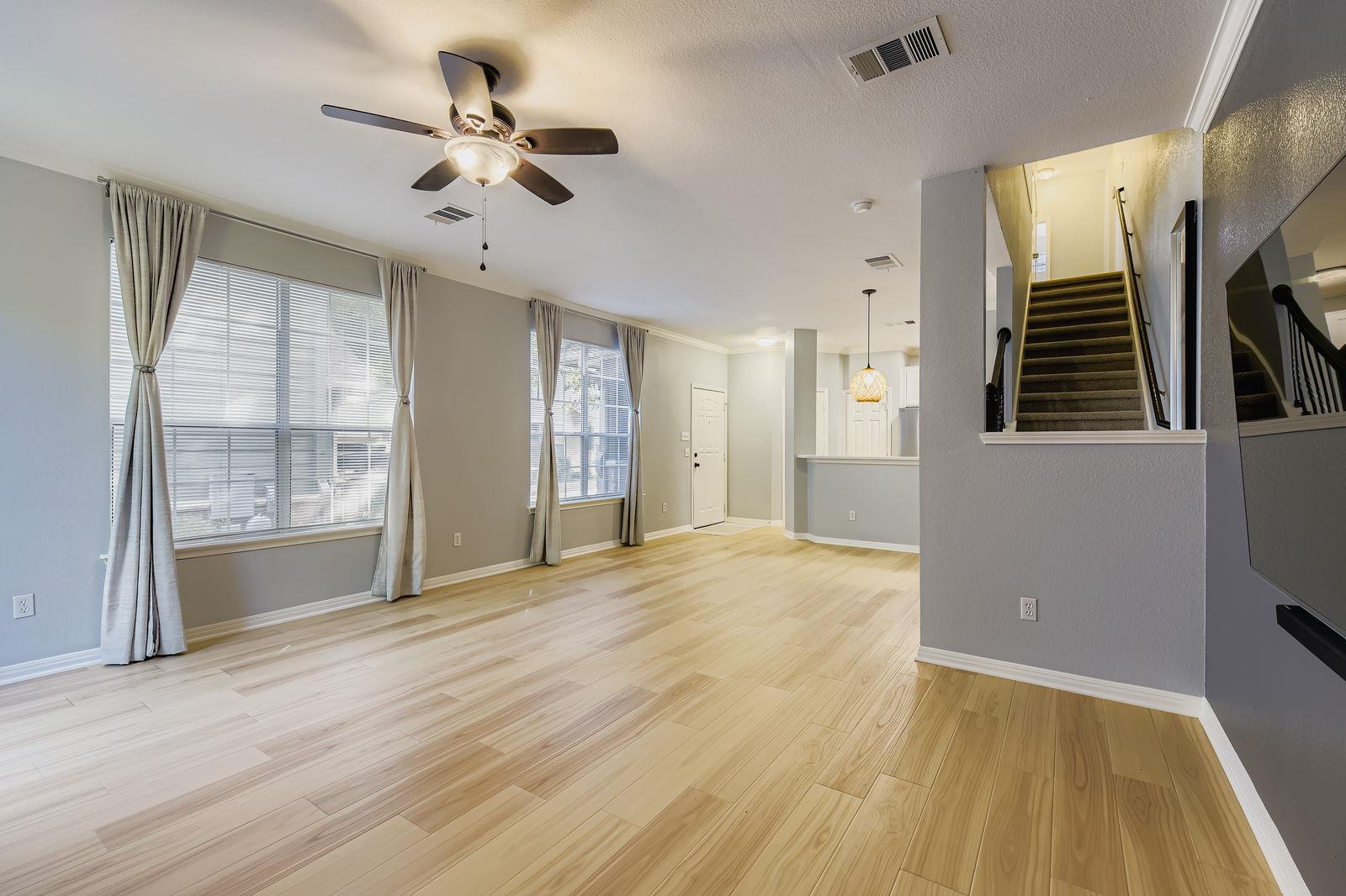 8518 Cahill Dr # 20, Austin, TX 78729