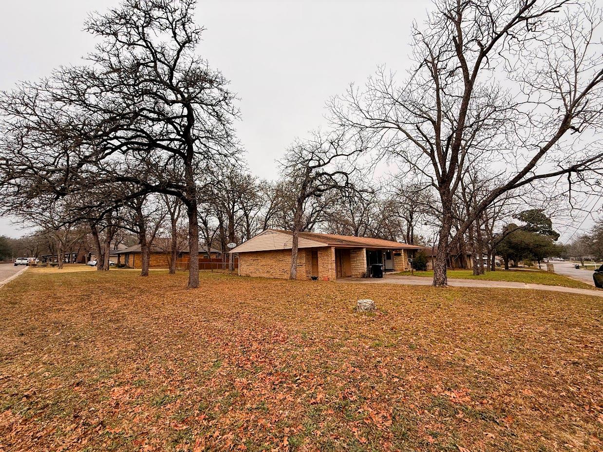 1912 Alcoa Ave, Rockdale, TX 76567