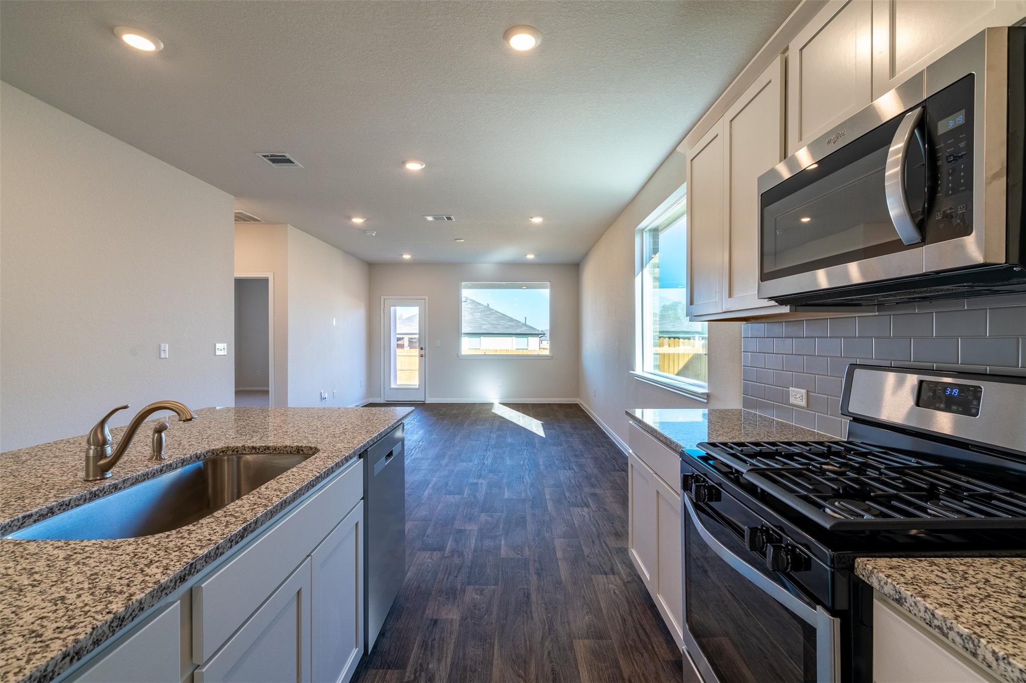 233 Brooklyn Dr, Georgetown, TX 78626