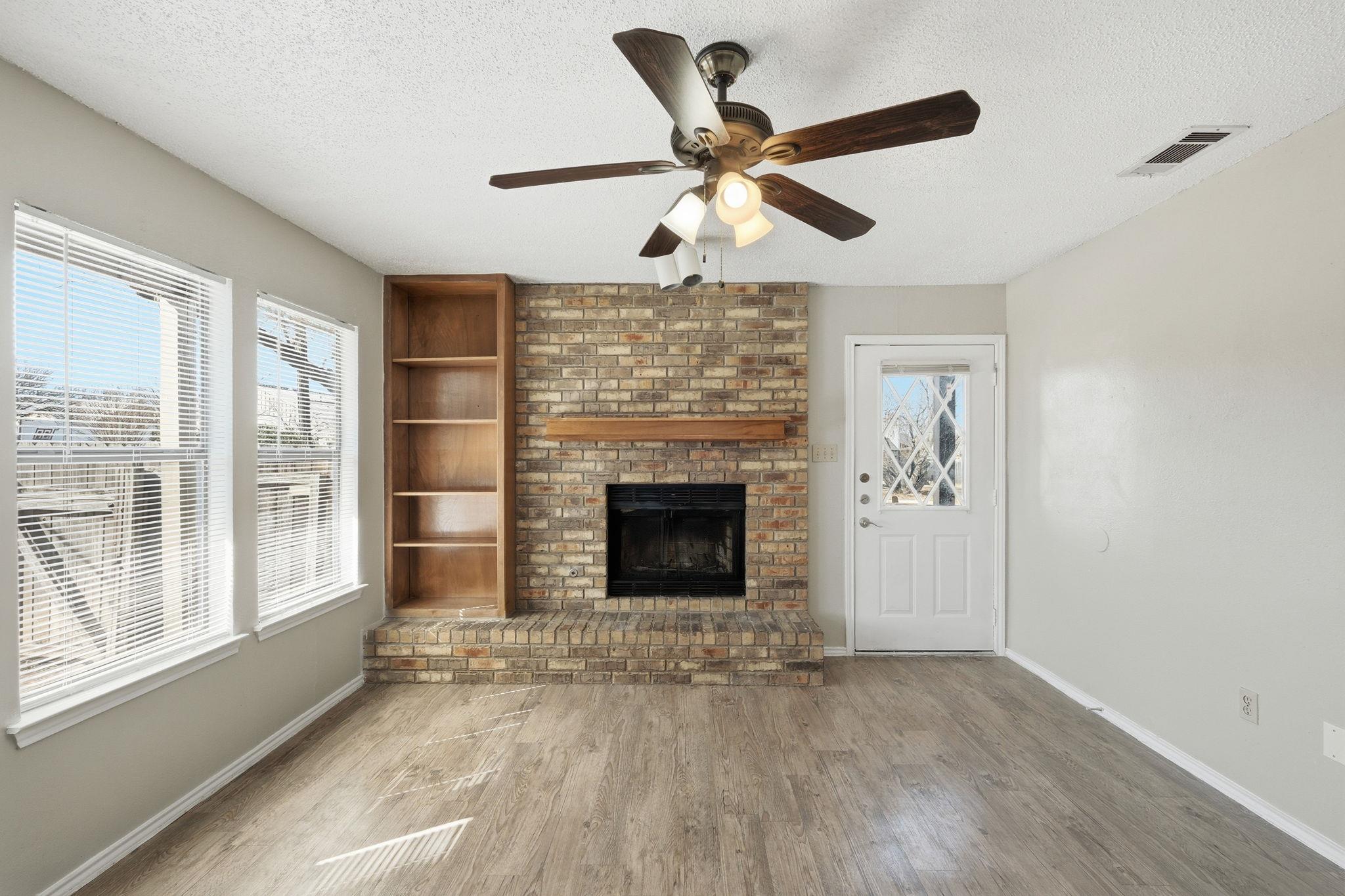 409 Rawhide Loop, Round Rock, TX 78681