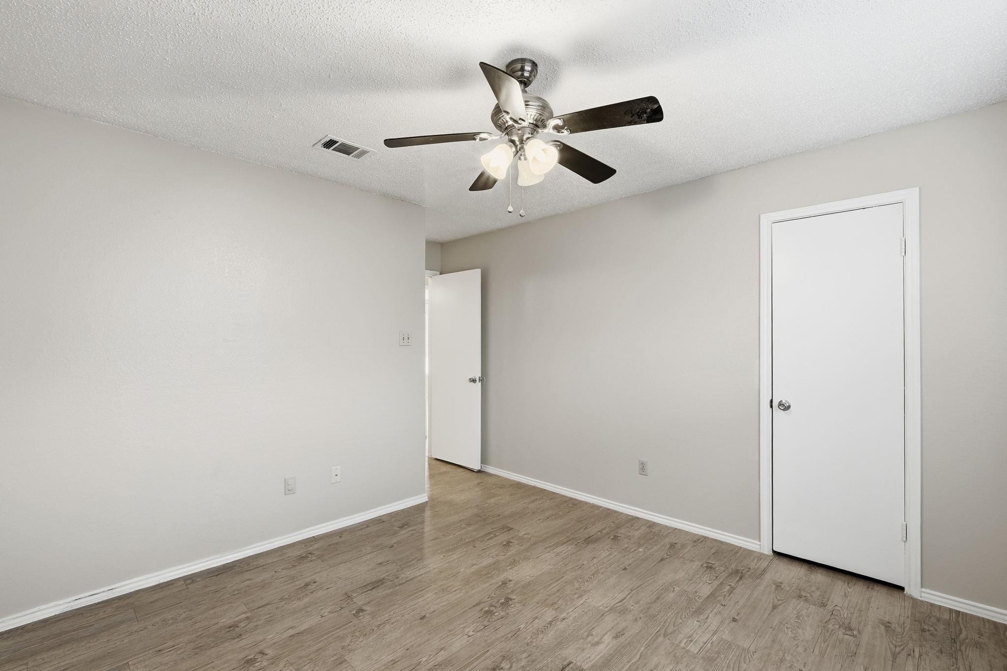 409 Rawhide Loop, Round Rock, TX 78681