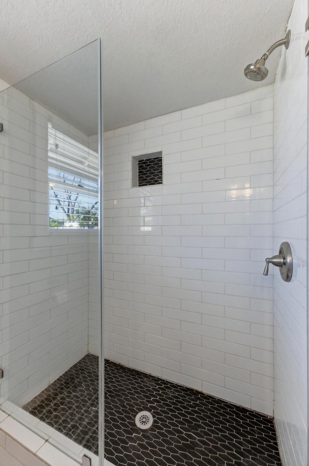 1801 Ohlen Rd, Austin, TX 78757