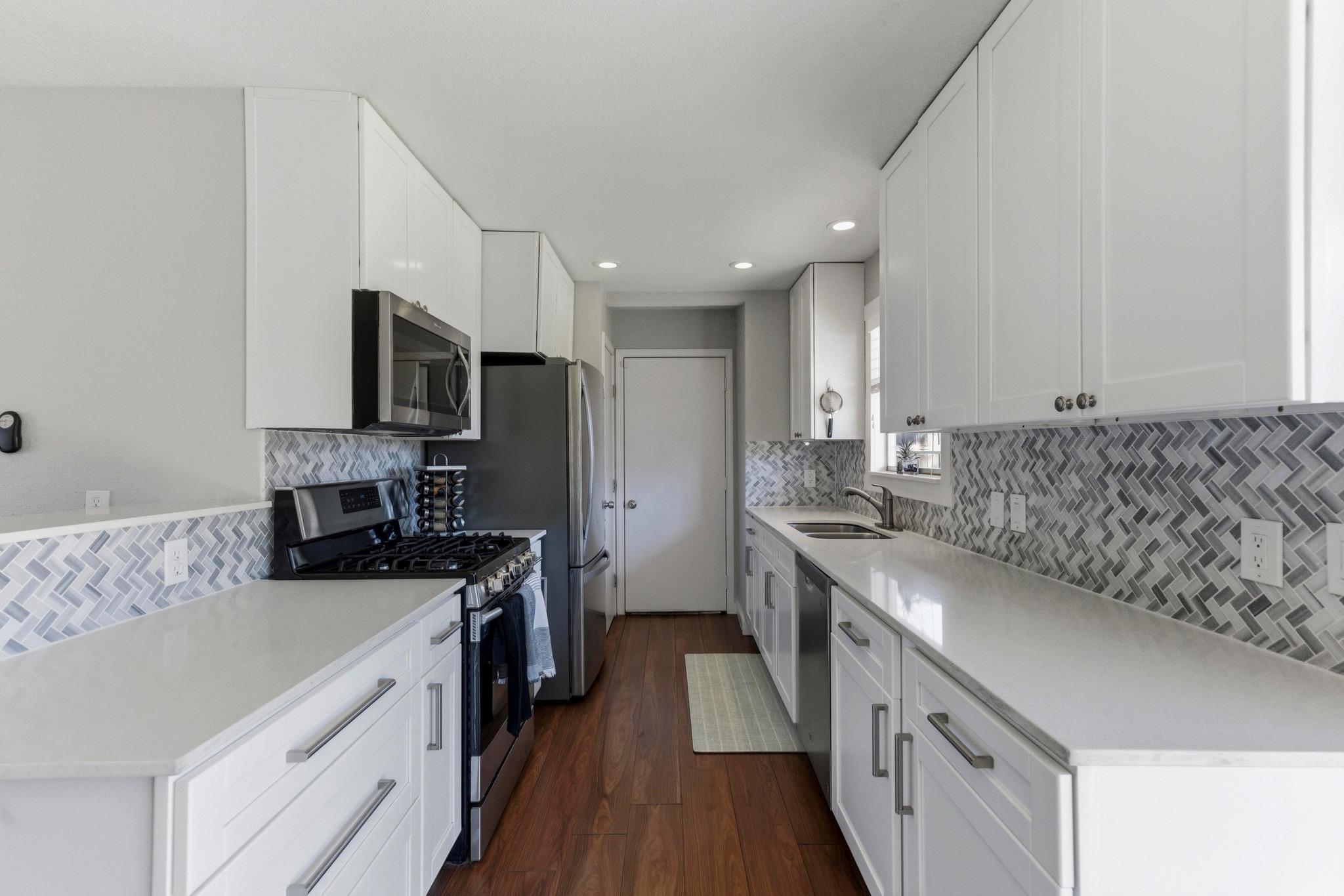 1801 Ohlen Rd, Austin, TX 78757