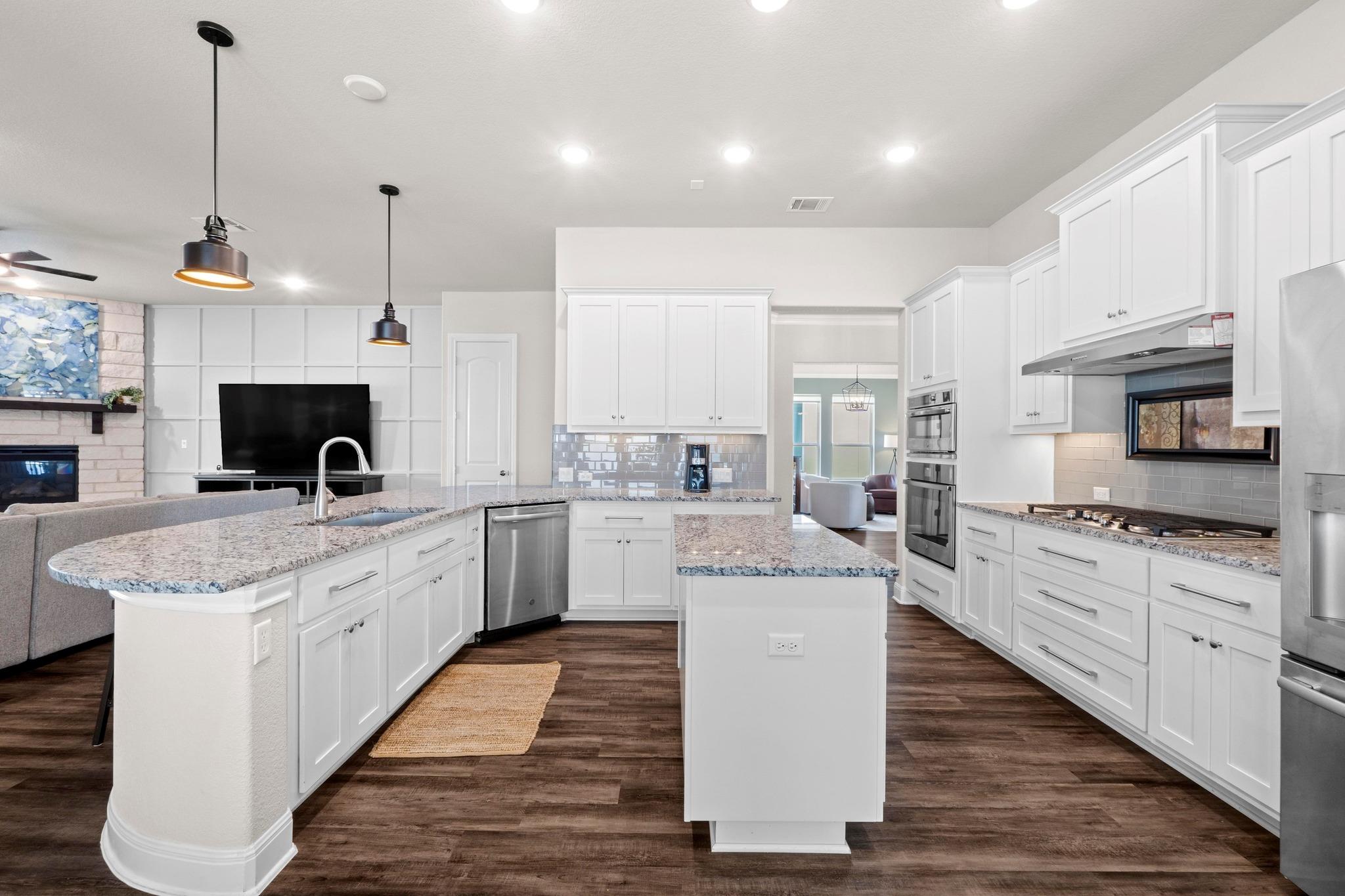 1329 Siena Sunset Rd, Leander, TX 78641