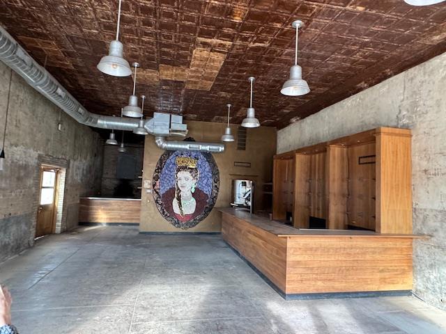 109 NE 2nd St, Smithville, TX 78957