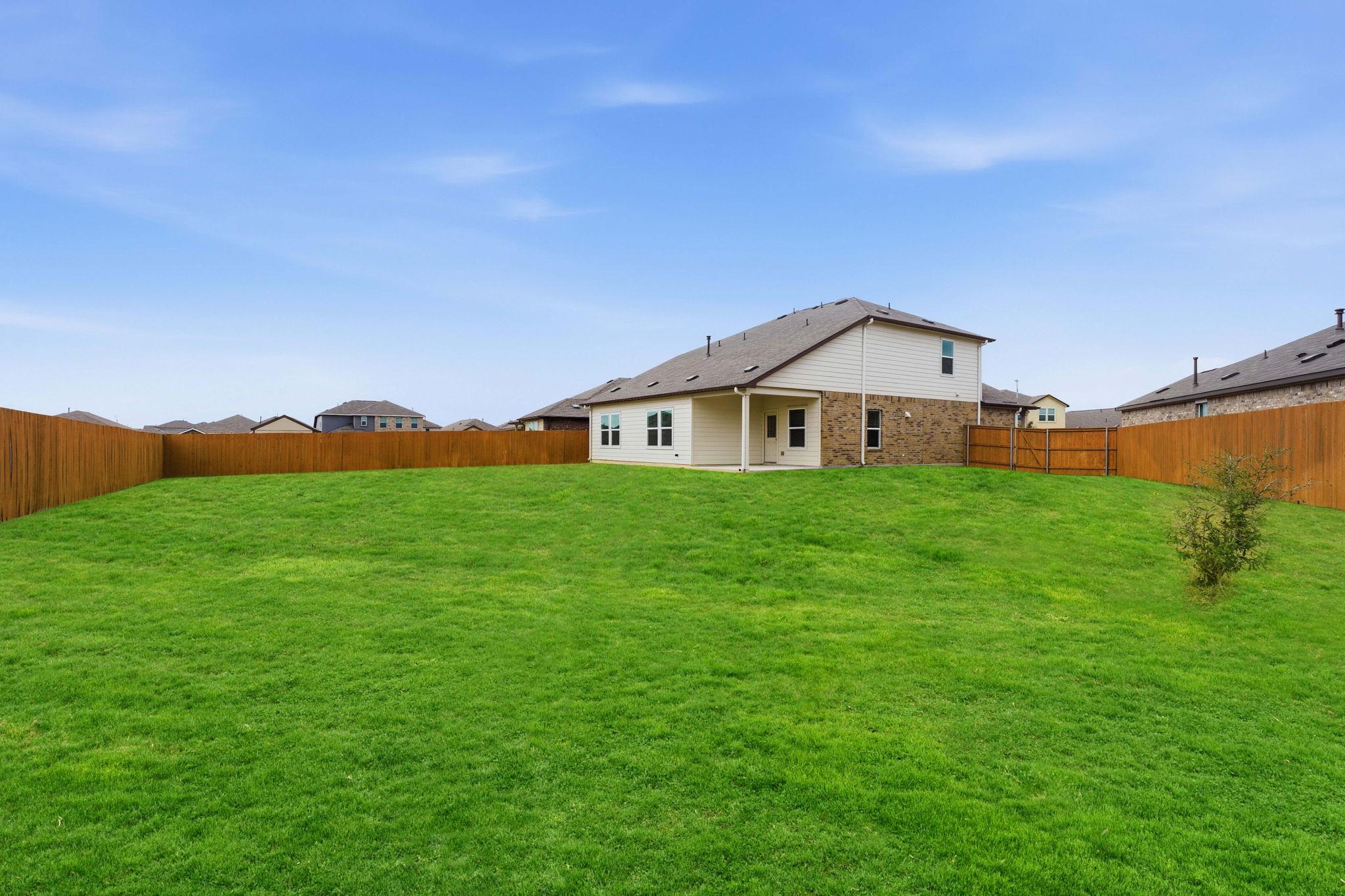 204 Magione St, Hutto, TX 78634