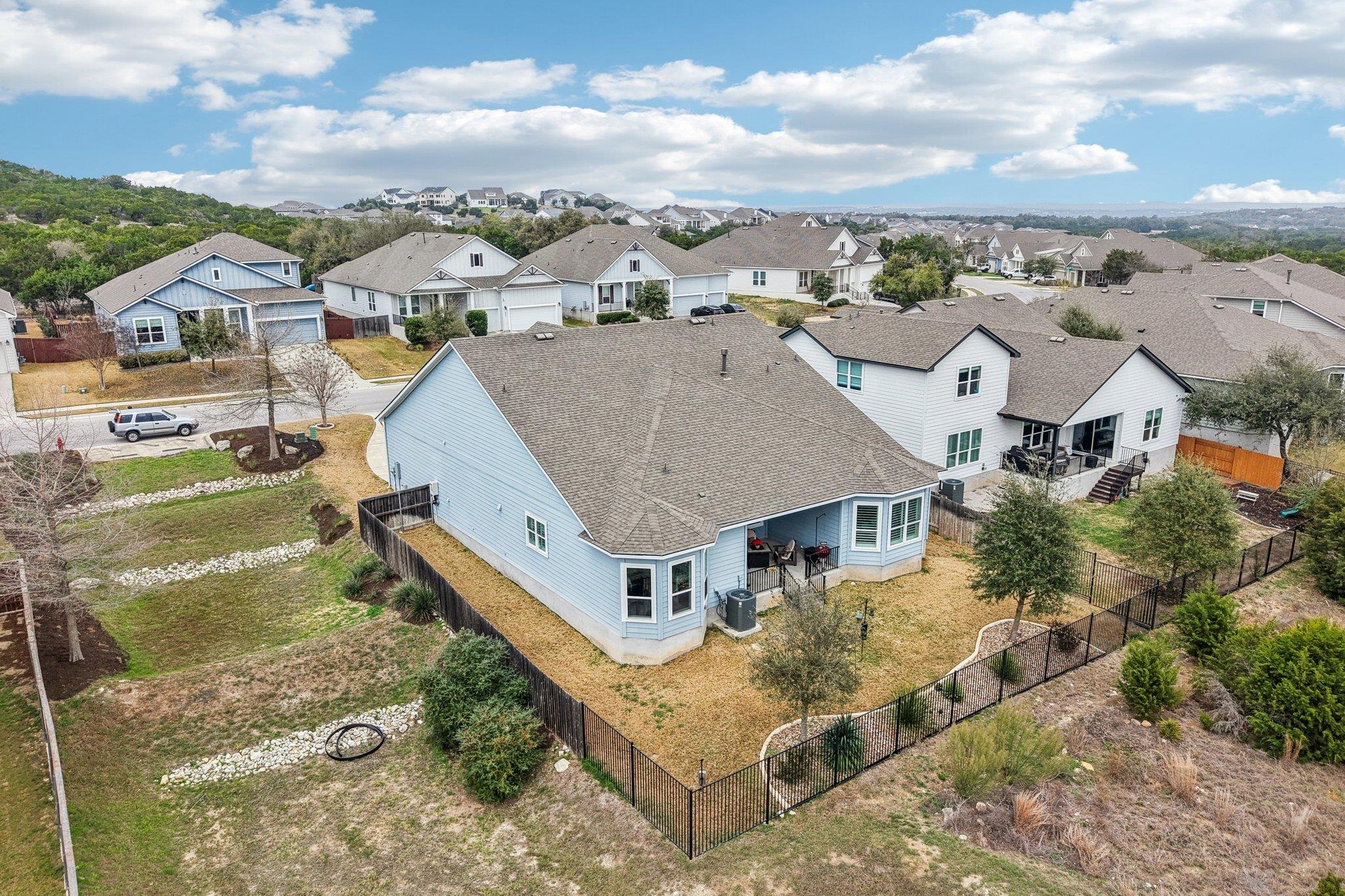 520 Hazy Hills Loop, Dripping Springs, TX 78620