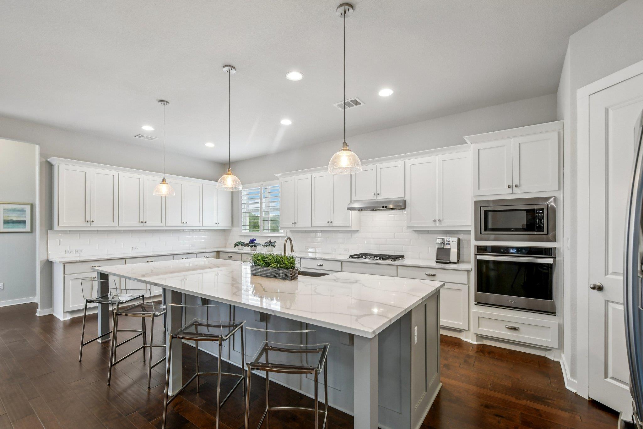 520 Hazy Hills Loop, Dripping Springs, TX 78620