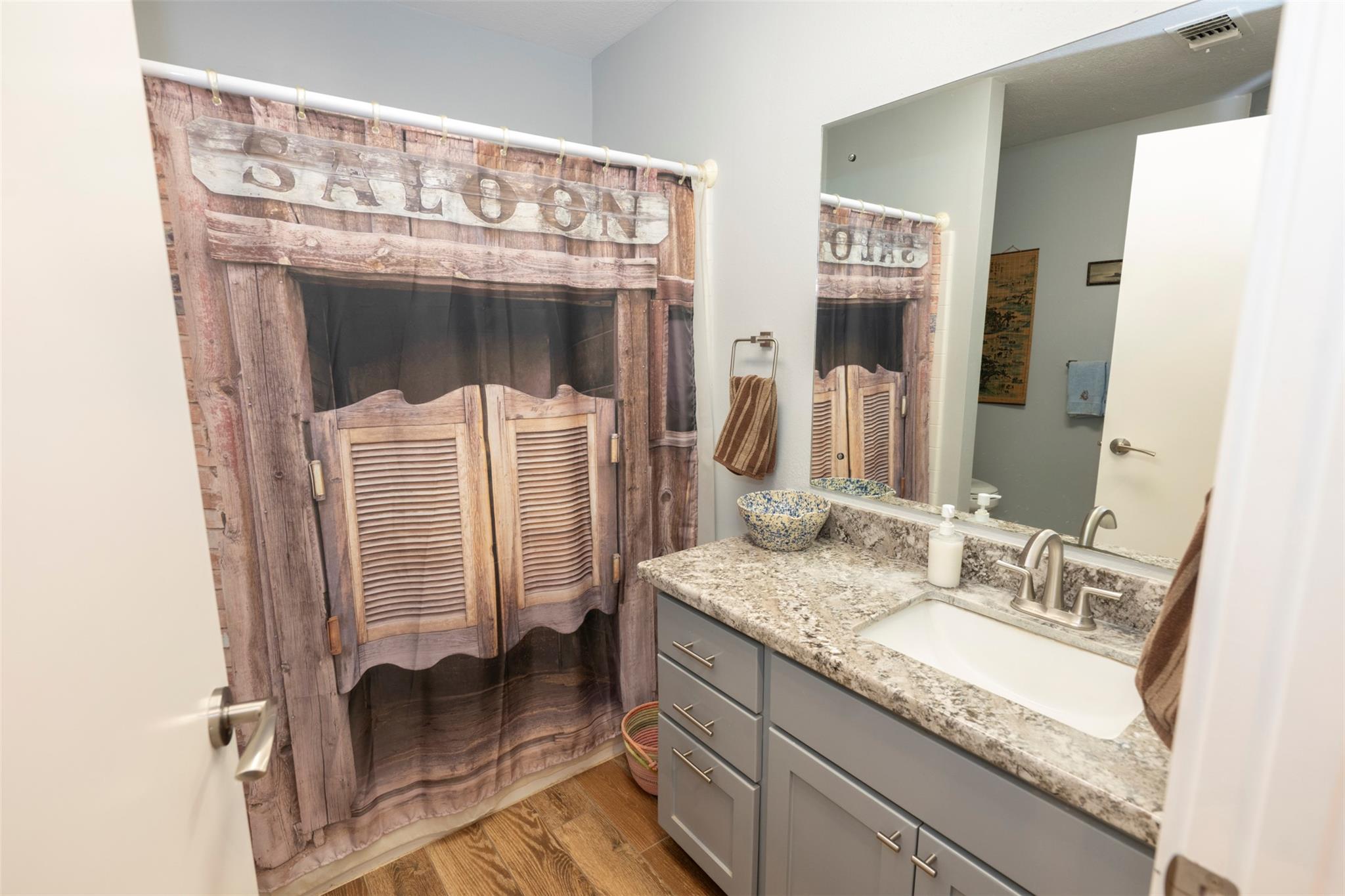 8775 Lone Star Rd, Washington, TX 77880