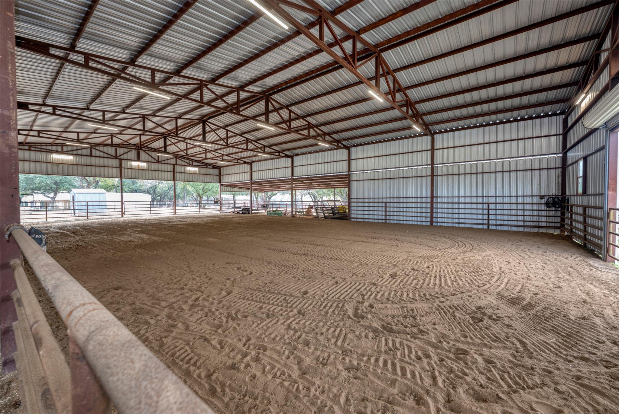 8775 Lone Star Rd, Washington, TX 77880