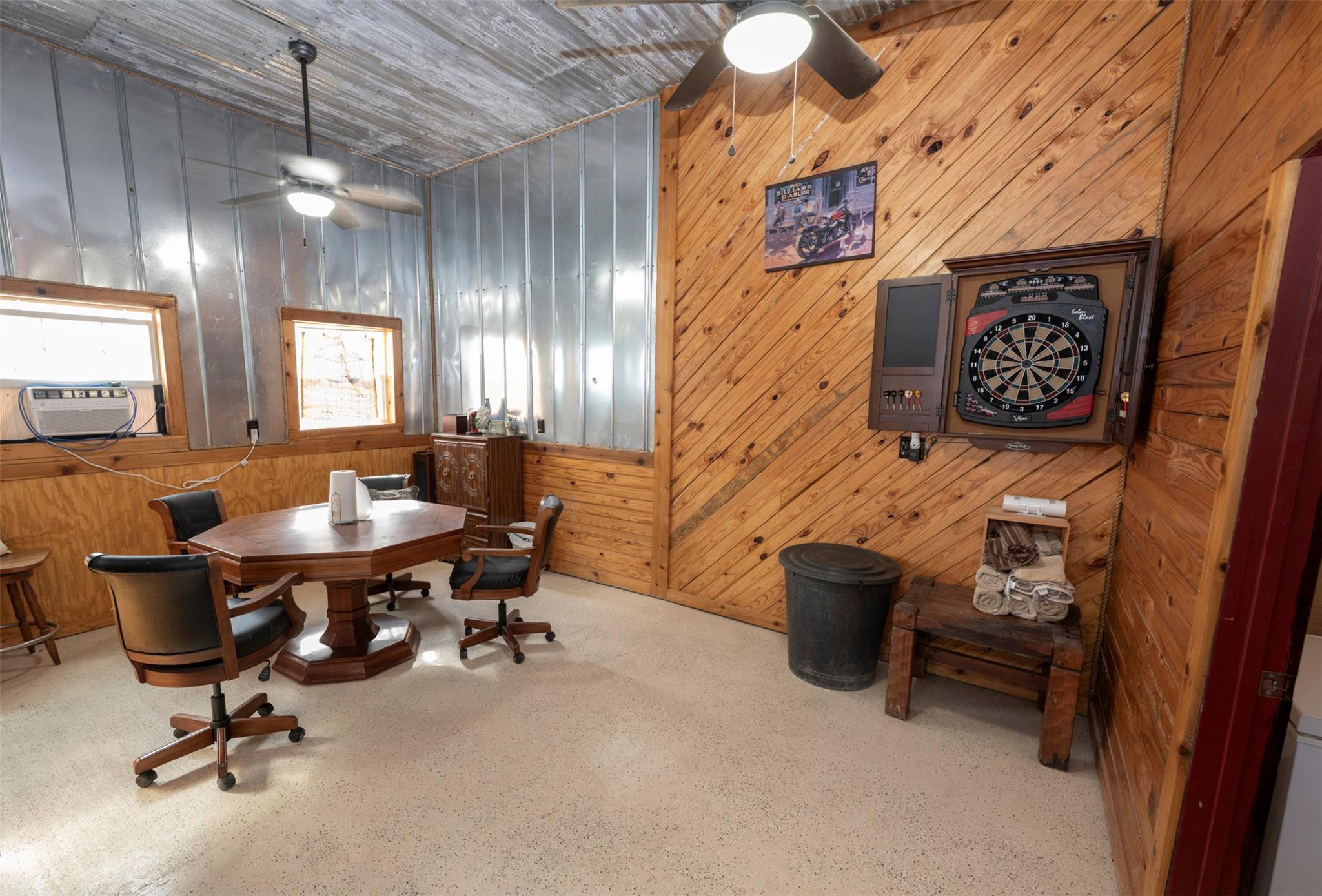 8775 Lone Star Rd, Washington, TX 77880