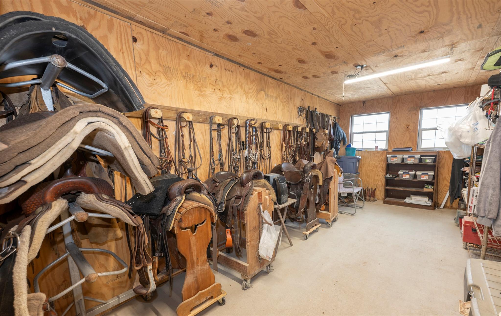 8775 Lone Star Rd, Washington, TX 77880