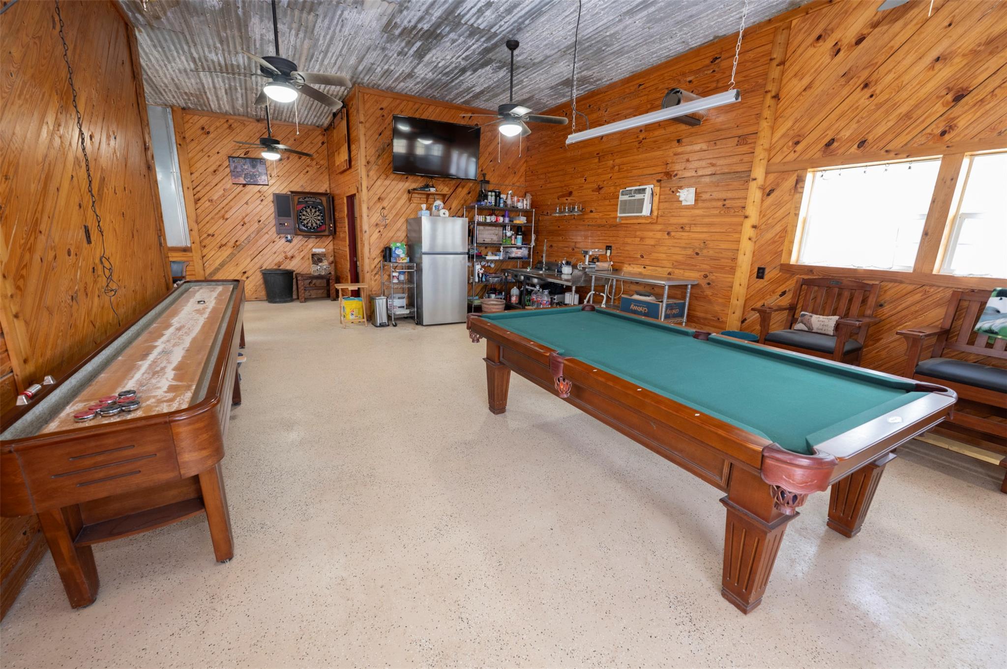 8775 Lone Star Rd, Washington, TX 77880