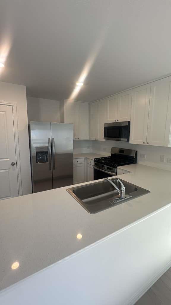 208 Skyfire St, Hutto, TX 78634