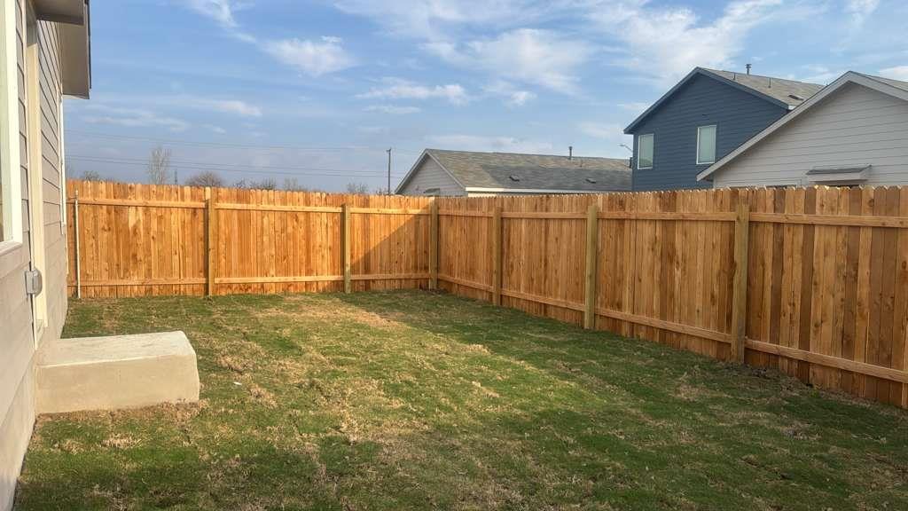 208 Skyfire St, Hutto, TX 78634