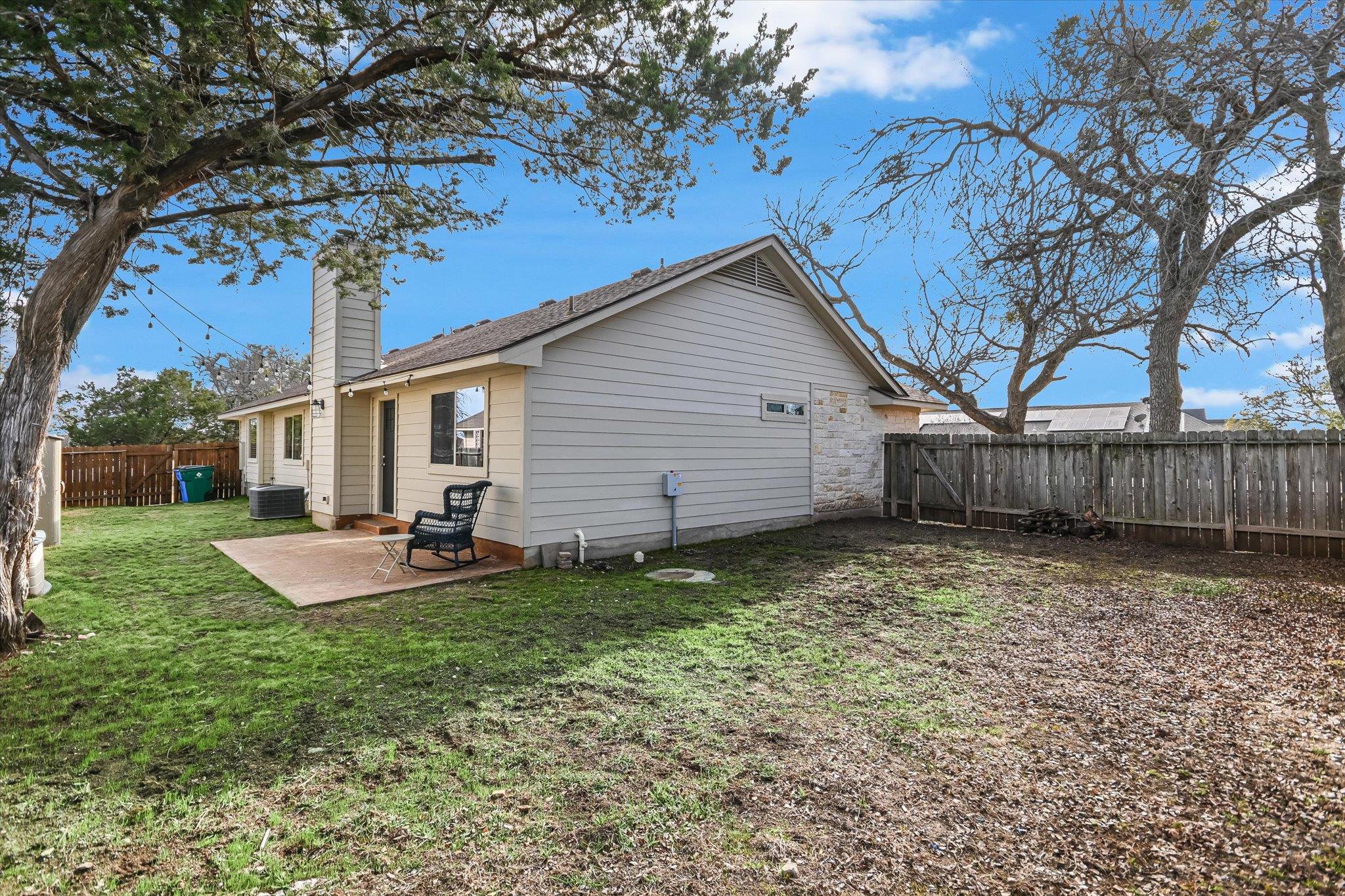 18516 Champions Cir, Lago Vista, TX 78645