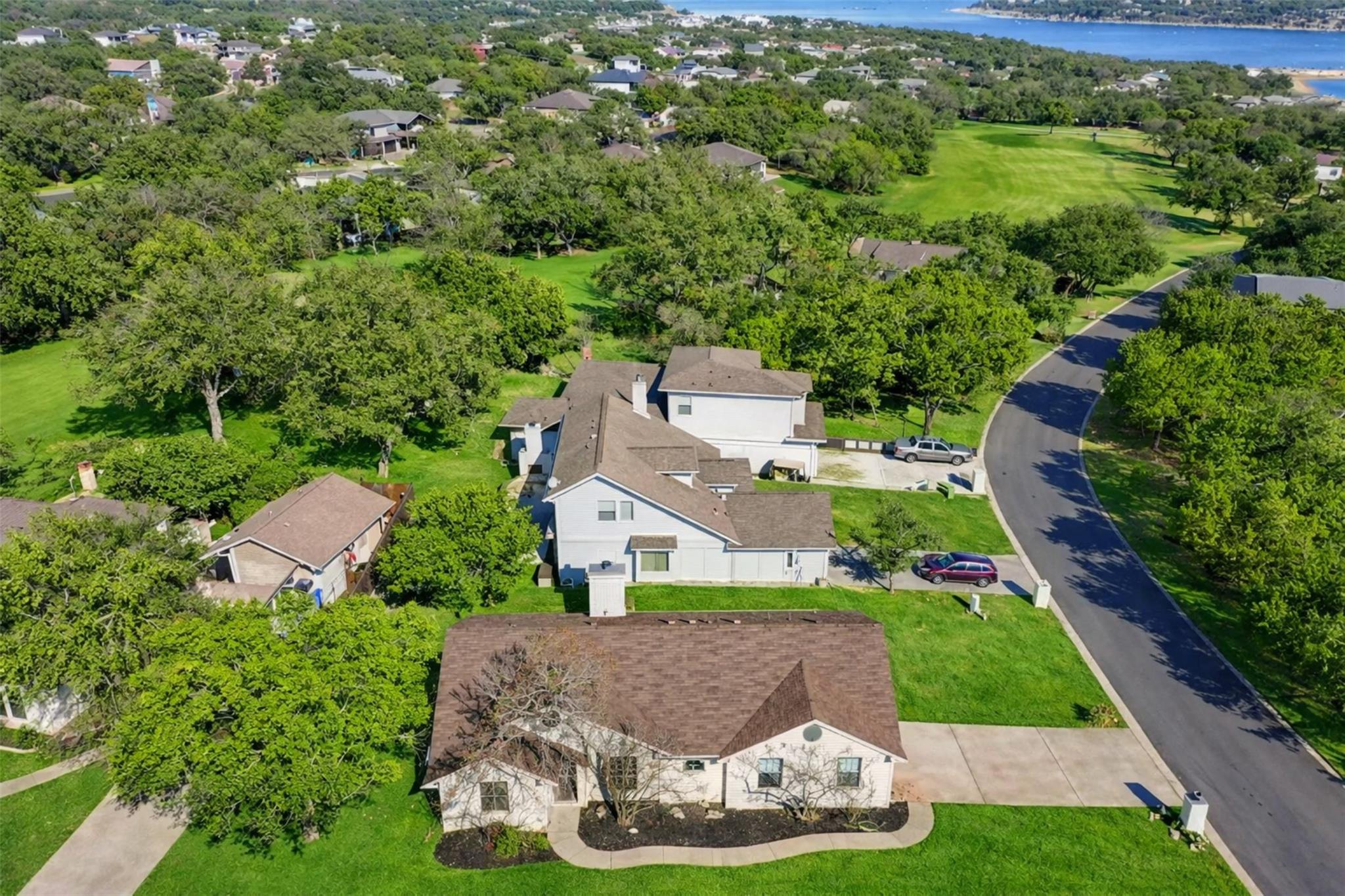 18516 Champions Cir, Lago Vista, TX 78645