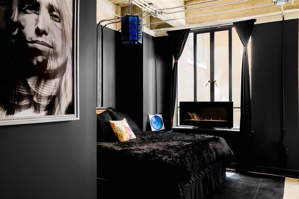 710 Colorado St # 4A, Austin, TX 78701