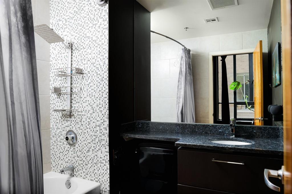 710 Colorado St # 4A, Austin, TX 78701