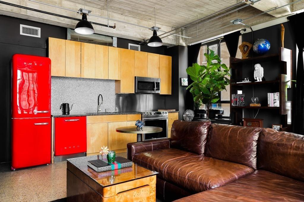 710 Colorado St # 4A, Austin, TX 78701