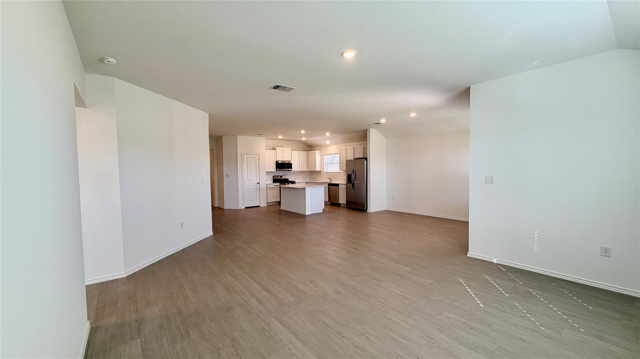 205 Corniche Cir, Hutto, TX 78634