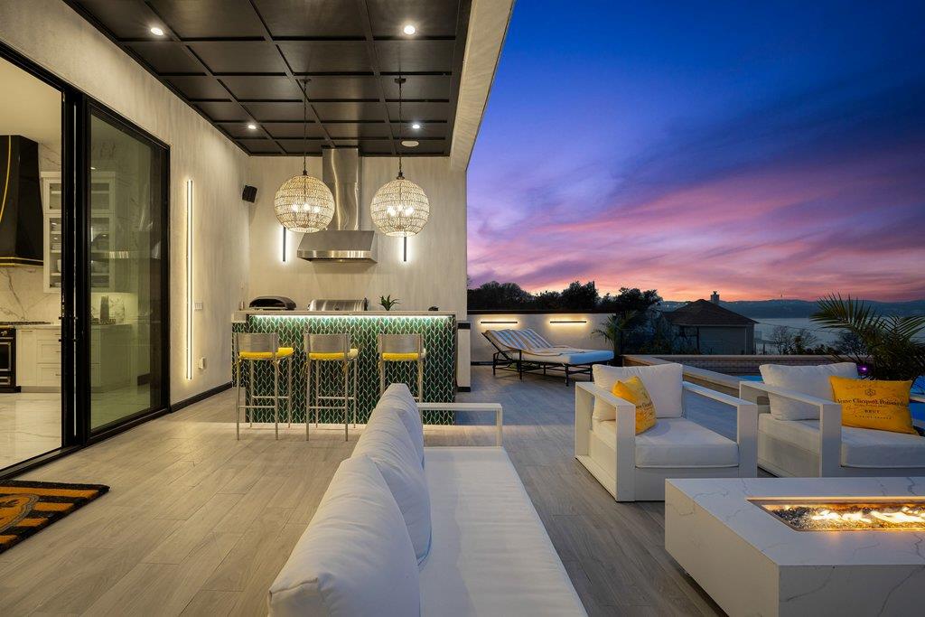 12885 Park Dr, Austin, TX 78732