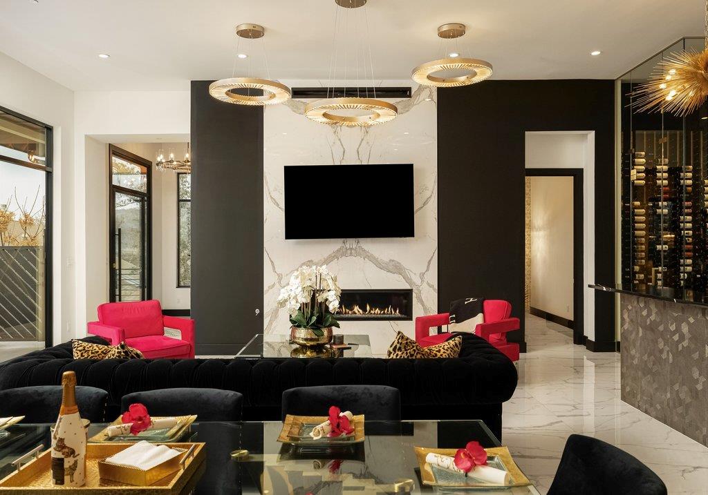 12885 Park Dr, Austin, TX 78732