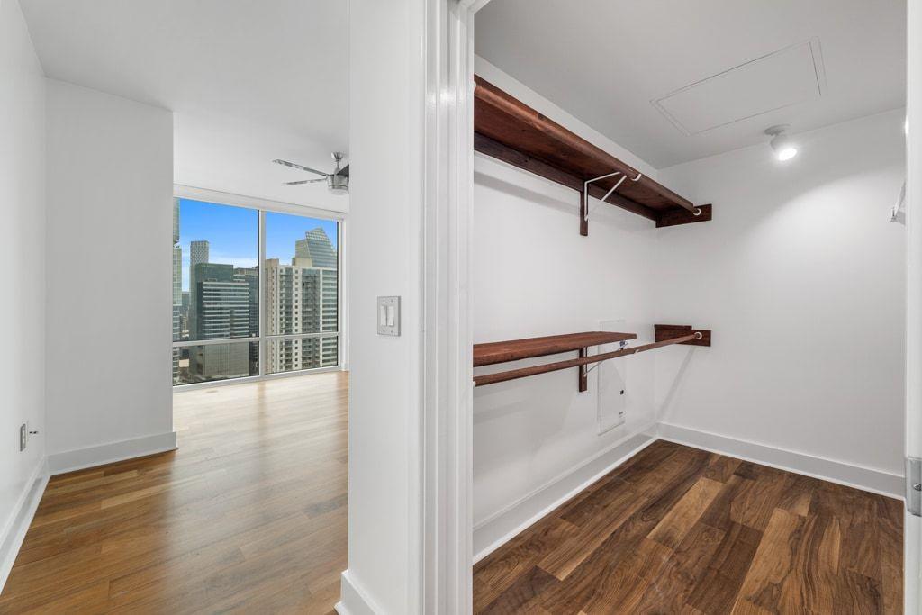 300 Bowie St # 2701, Austin, TX 78703