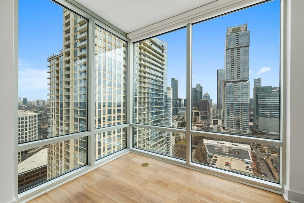 300 Bowie St # 2701, Austin, TX 78703