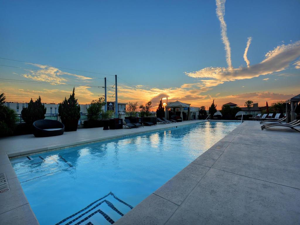 300 Bowie St # 2701, Austin, TX 78703