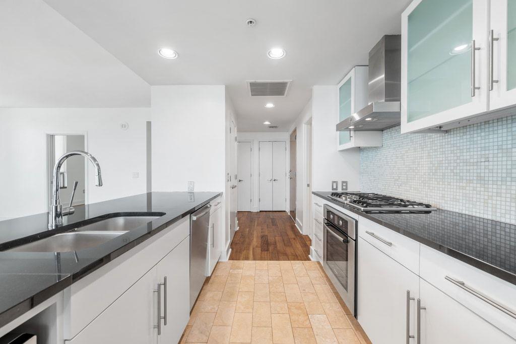 300 Bowie St # 2701, Austin, TX 78703