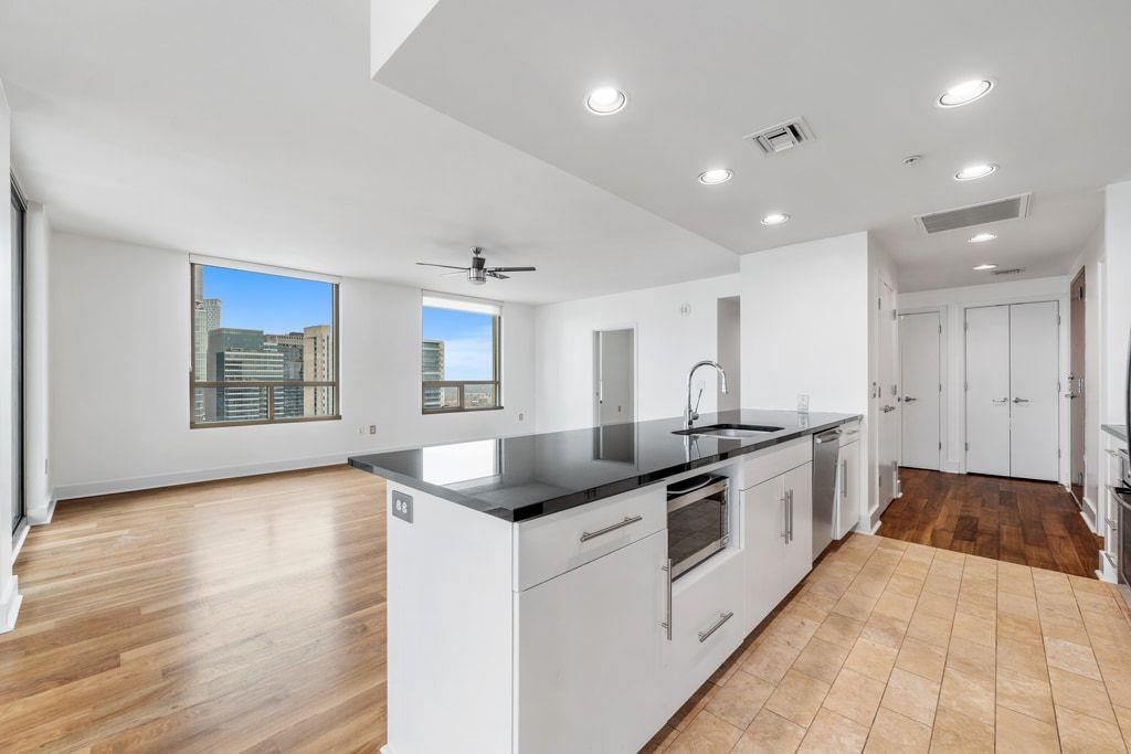 300 Bowie St # 2701, Austin, TX 78703