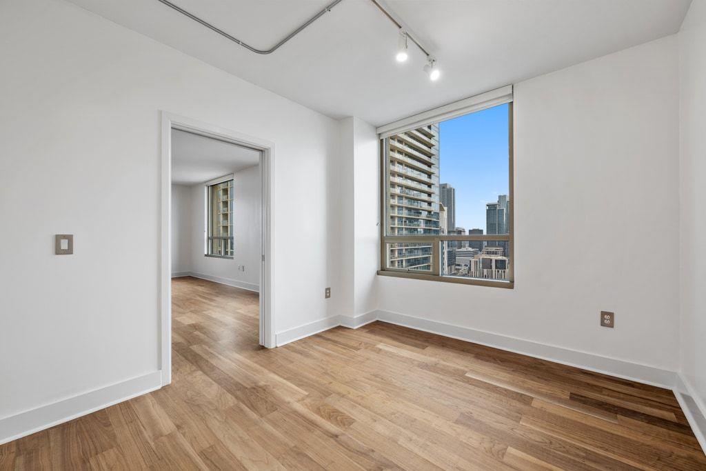 300 Bowie St # 2701, Austin, TX 78703