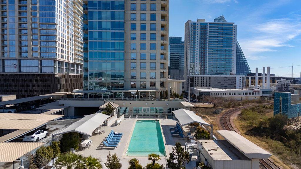300 Bowie St # 2701, Austin, TX 78703