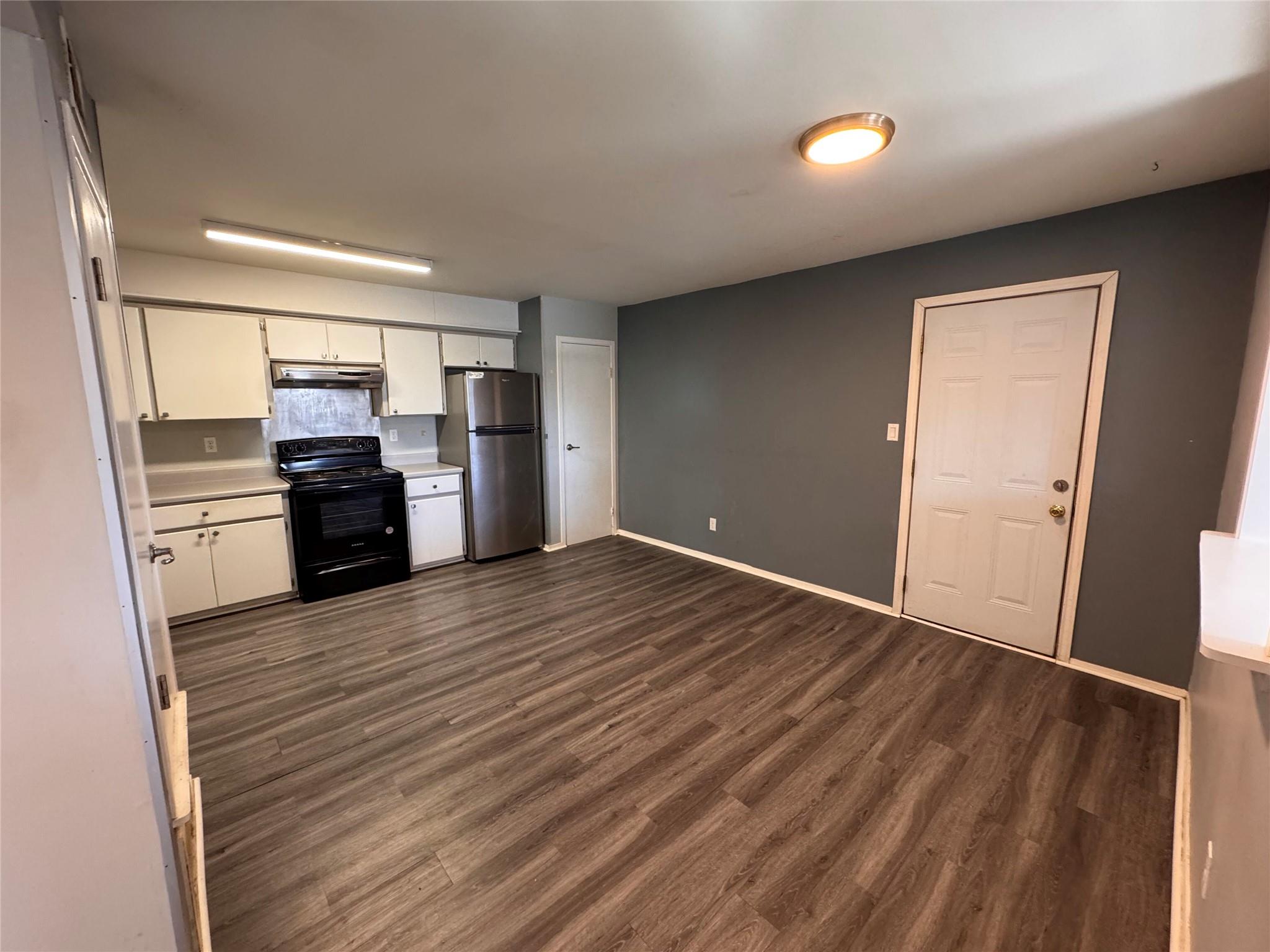 1050 FM 970 # C, Florence, TX 76527