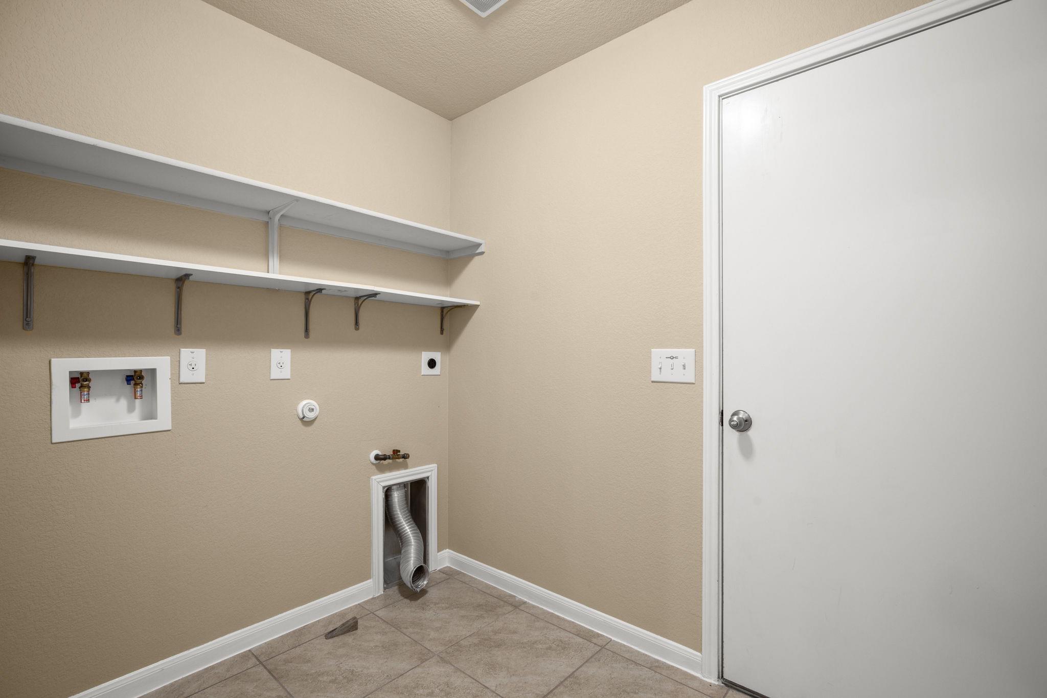 3100 Crystal Bend Dr, Pflugerville, TX 78660