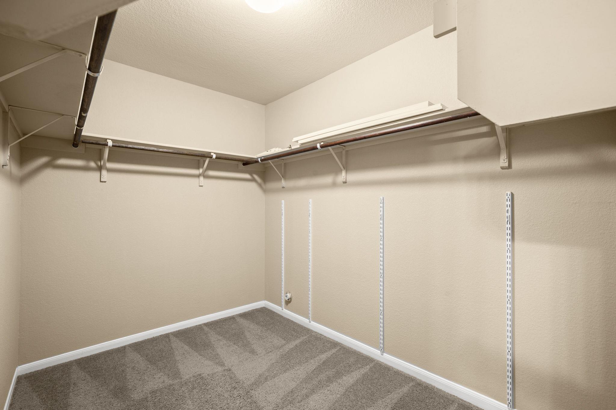 3100 Crystal Bend Dr, Pflugerville, TX 78660