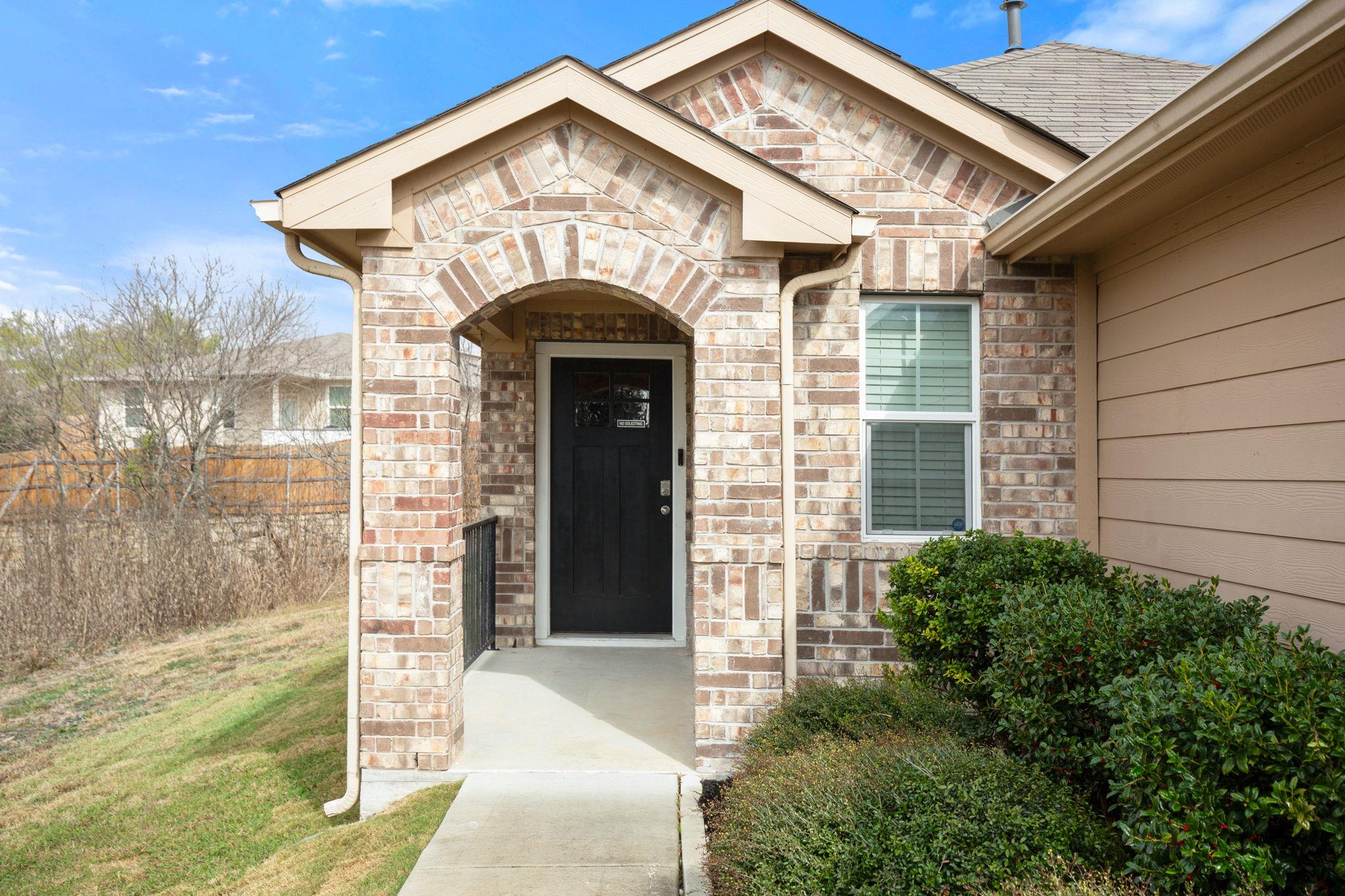 3100 Crystal Bend Dr, Pflugerville, TX 78660