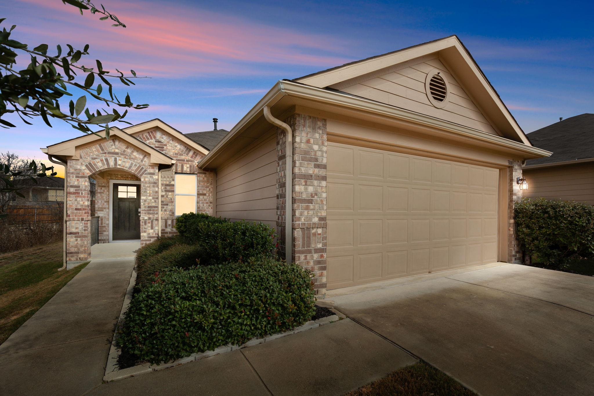 3100 Crystal Bend Dr, Pflugerville, TX 78660