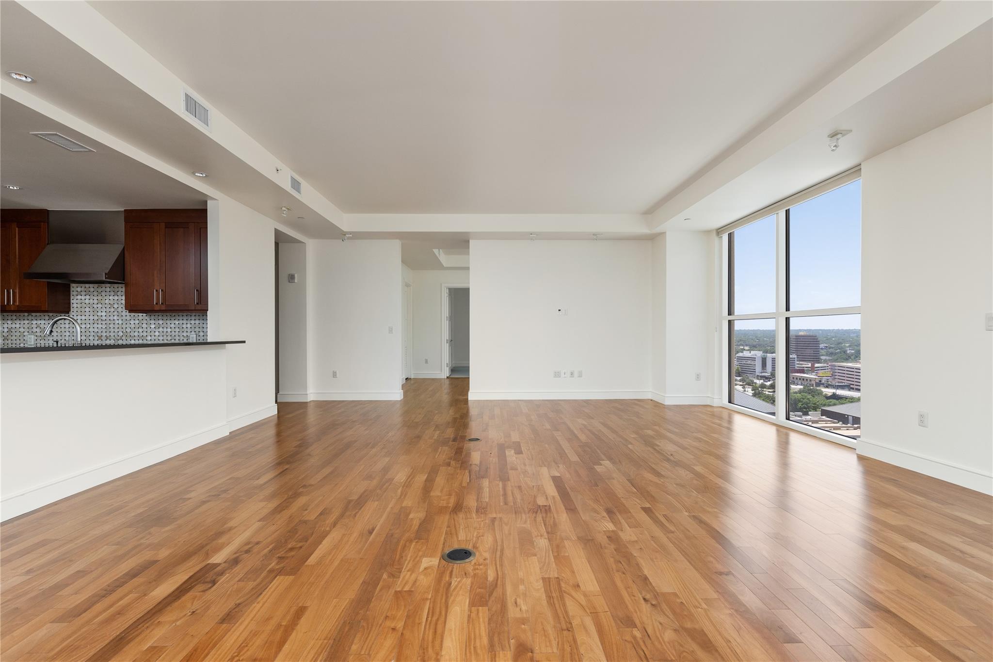 98 San Jacinto Blvd # 1502, Austin, TX 78701