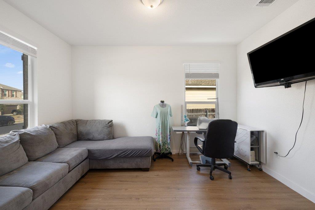 1926 Dragonfly Loop, Bastrop, TX 78602