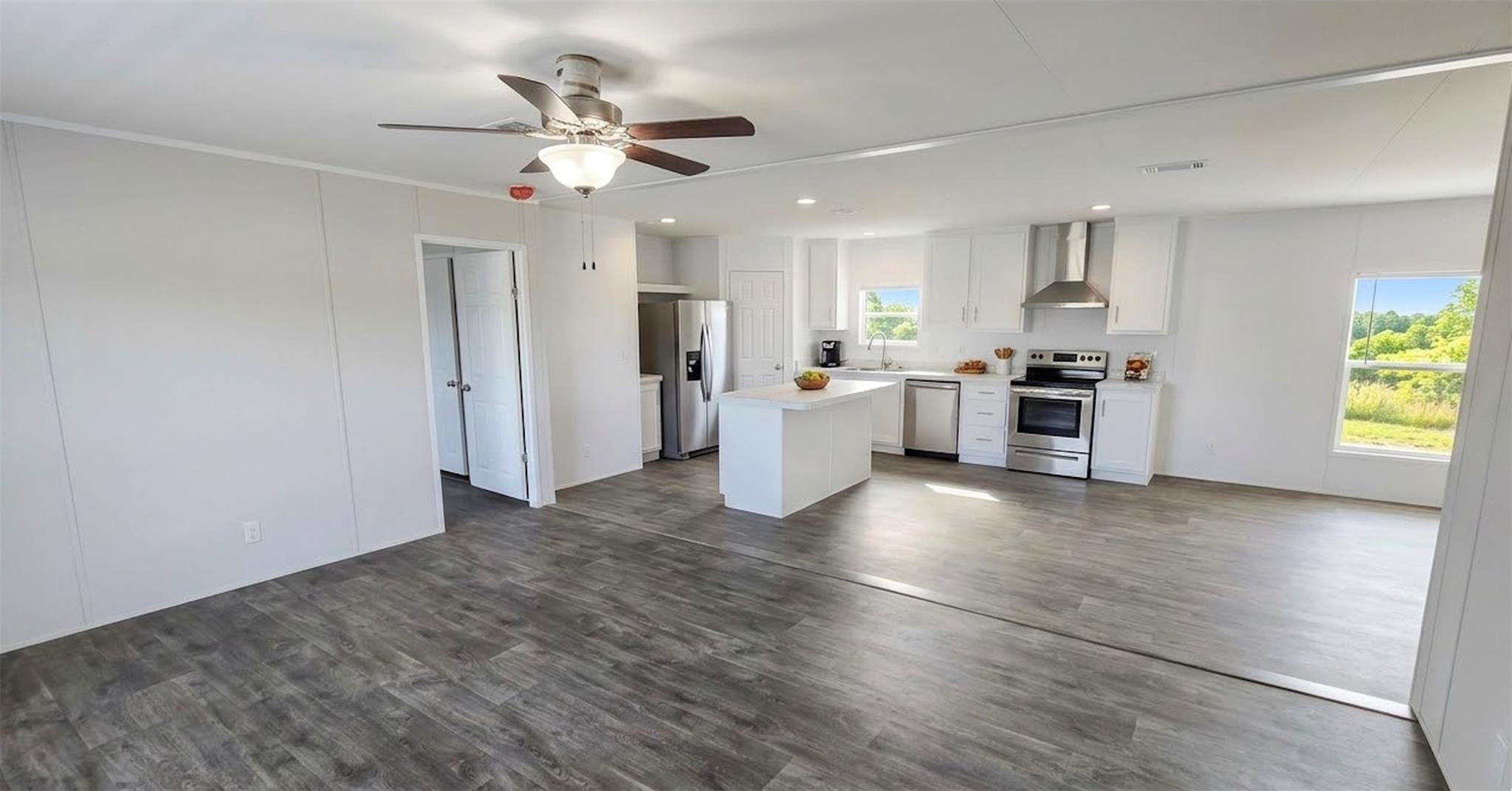 925 Old Spanish Trl, Buchanan Dam, TX 78609