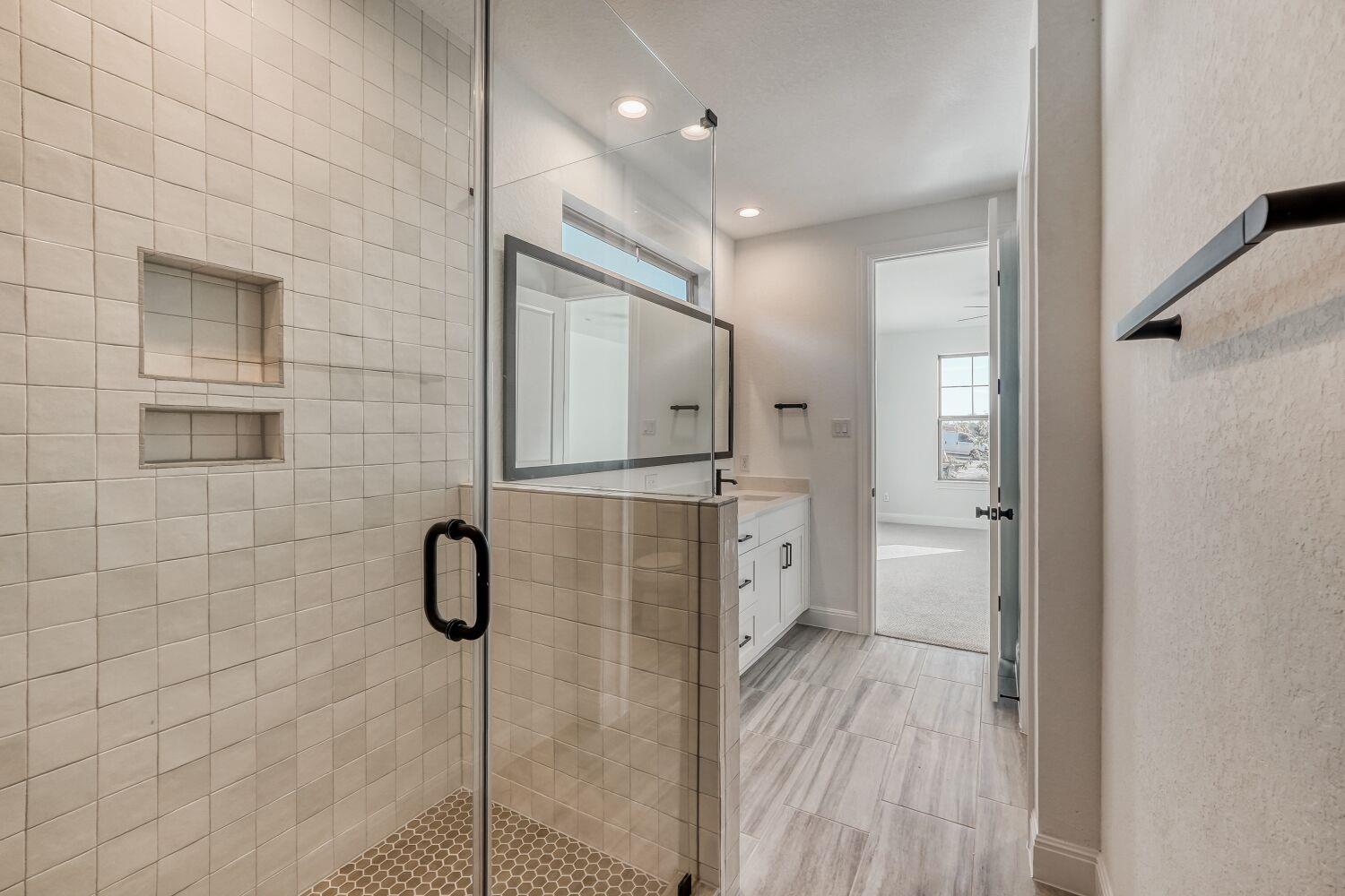 454 Burlington Dr, Buda, TX 78610