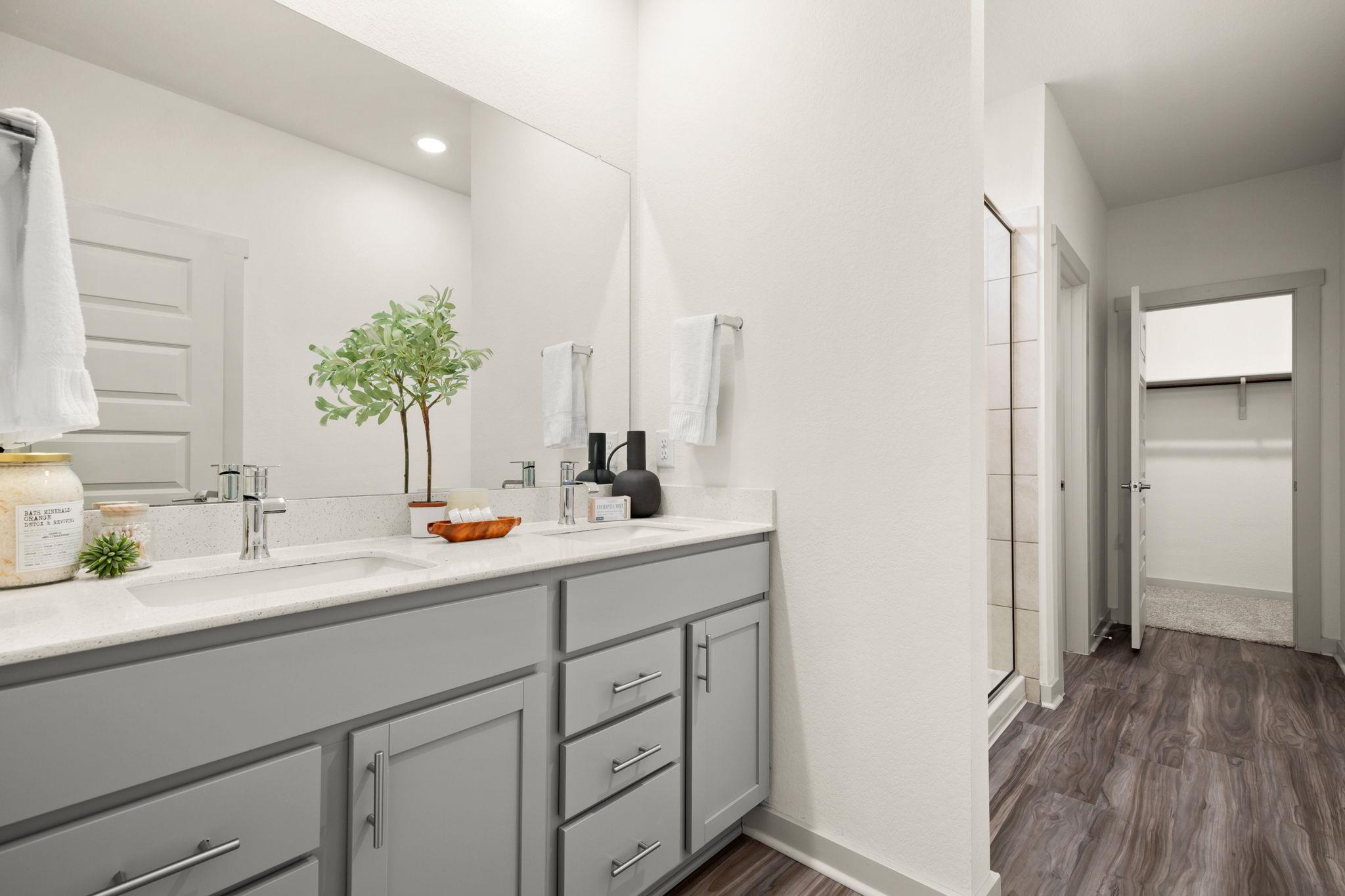 7412 Daves Landing Dr, Austin, TX 78724