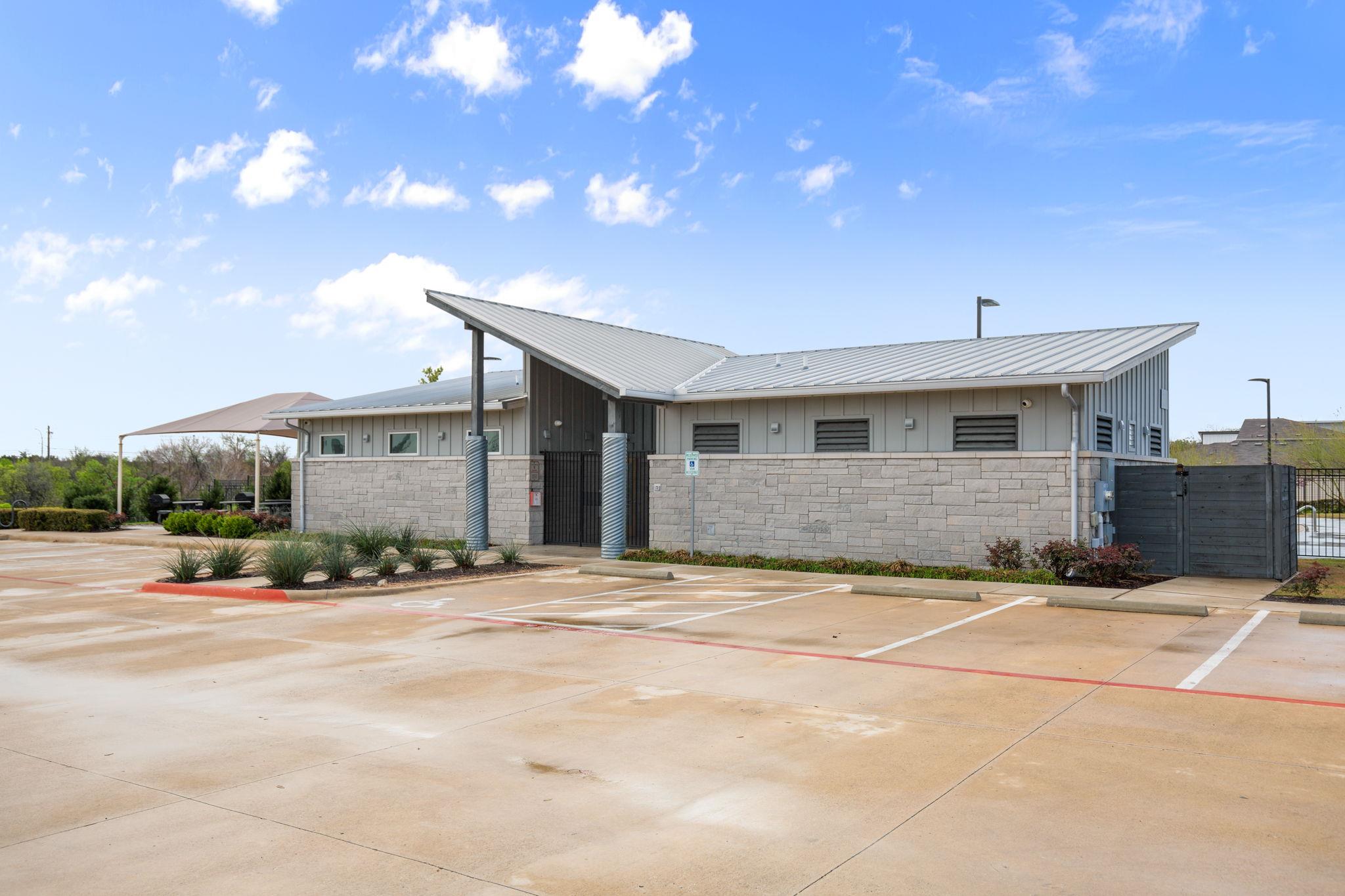 7412 Daves Landing Dr, Austin, TX 78724